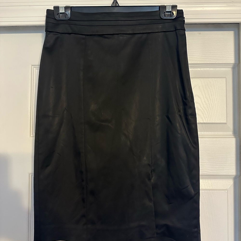 Elegant Black Women's Skirt